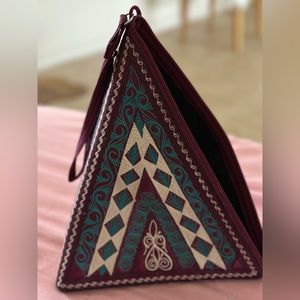 Banda purse, brand new, never used.